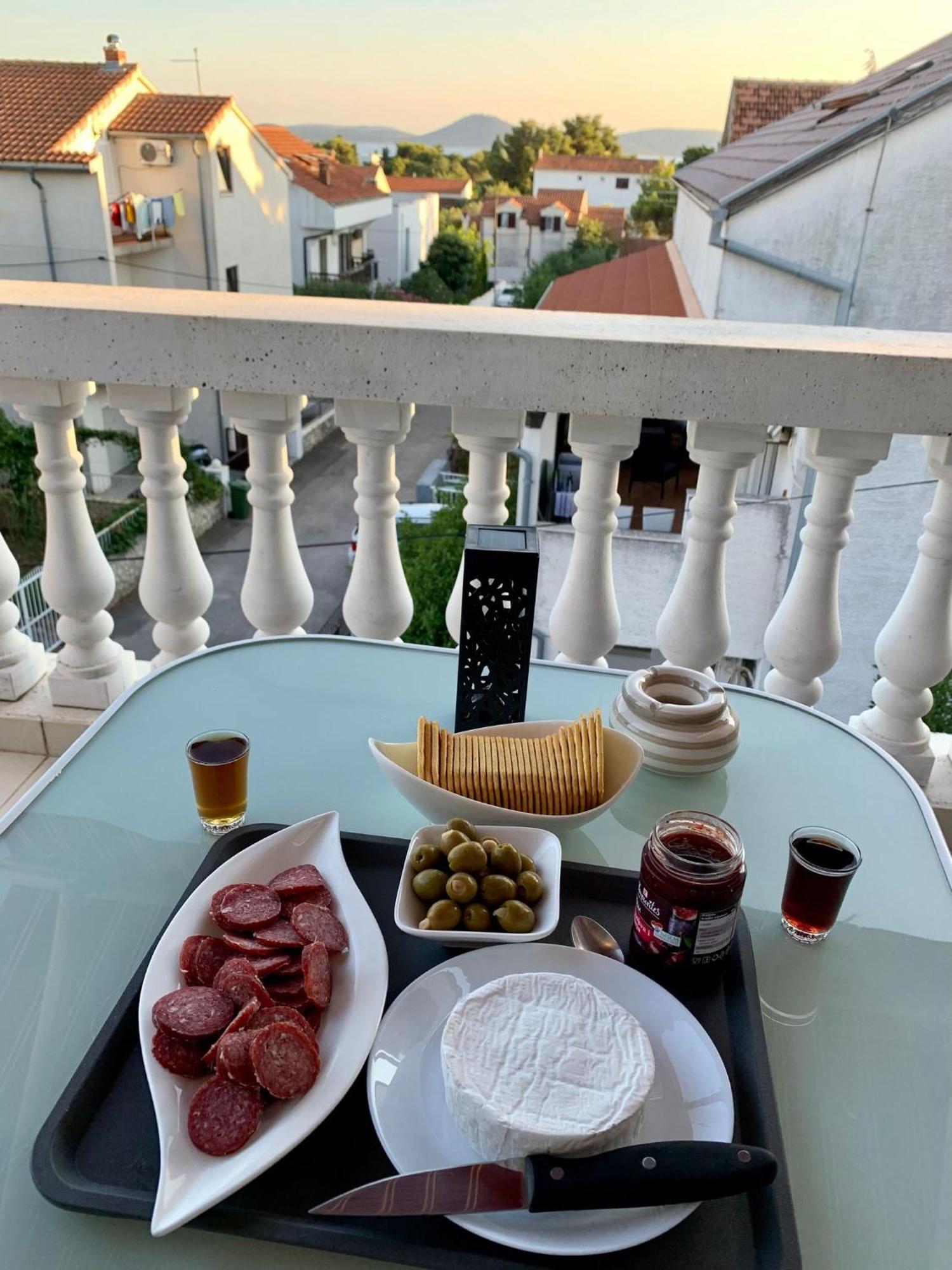 Villa Nera Vodice Bagian luar foto