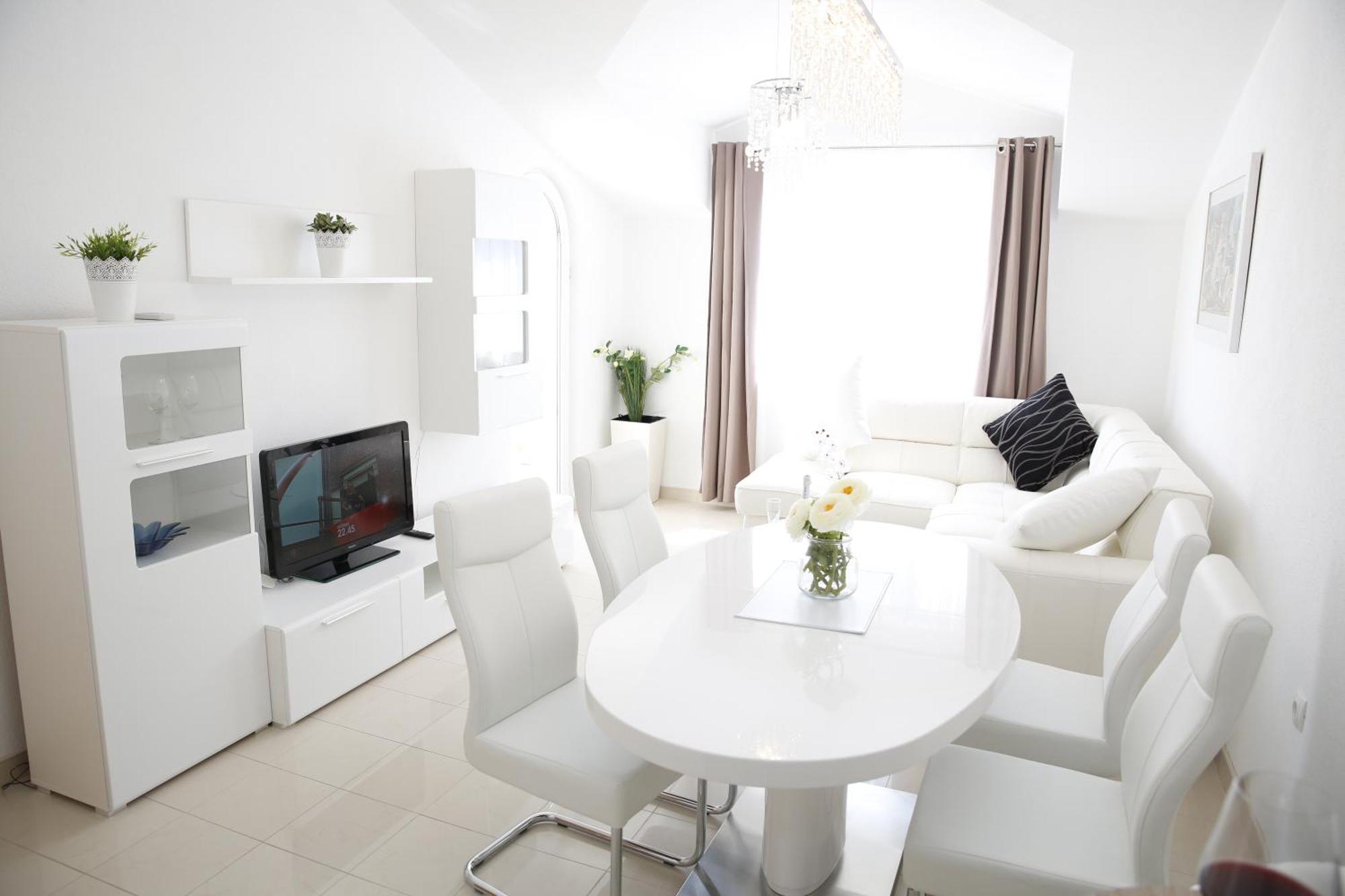 Villa Nera Vodice Bagian luar foto